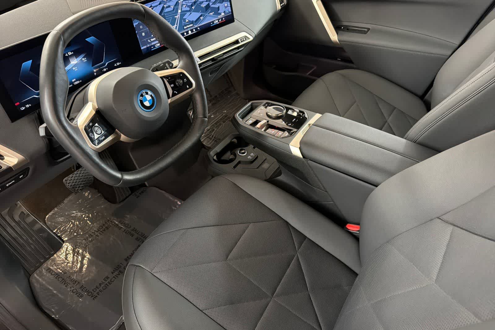 Thumbnail: 2024 BMW iX - 10