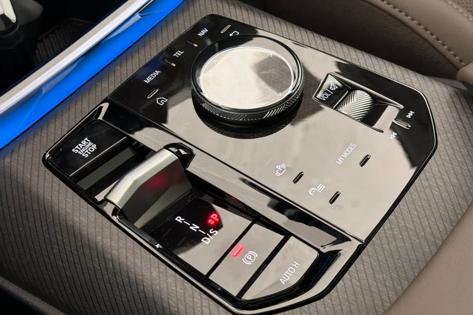 Thumbnail: 2026 BMW X3 - 22