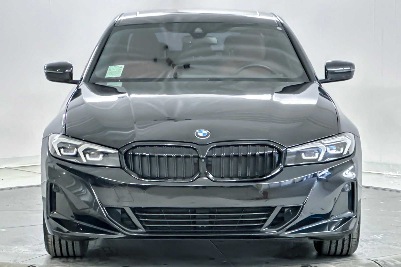 Thumbnail: 2024 BMW 3 Series - 10