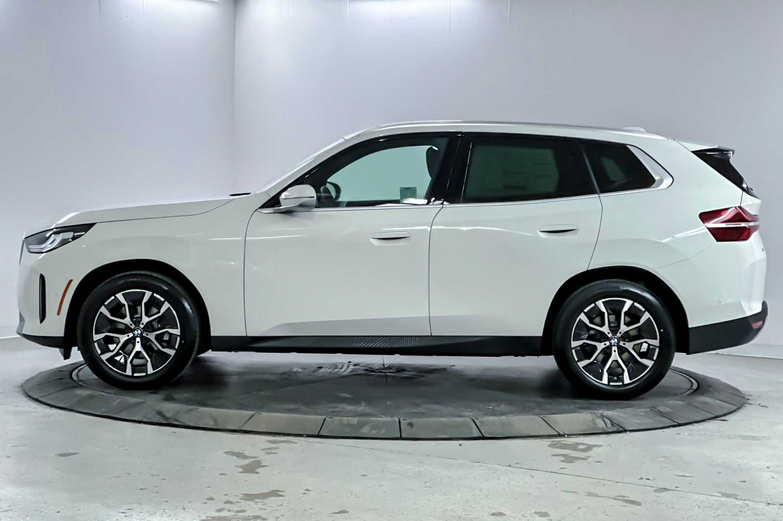 Thumbnail: 2026 BMW X3 - 5