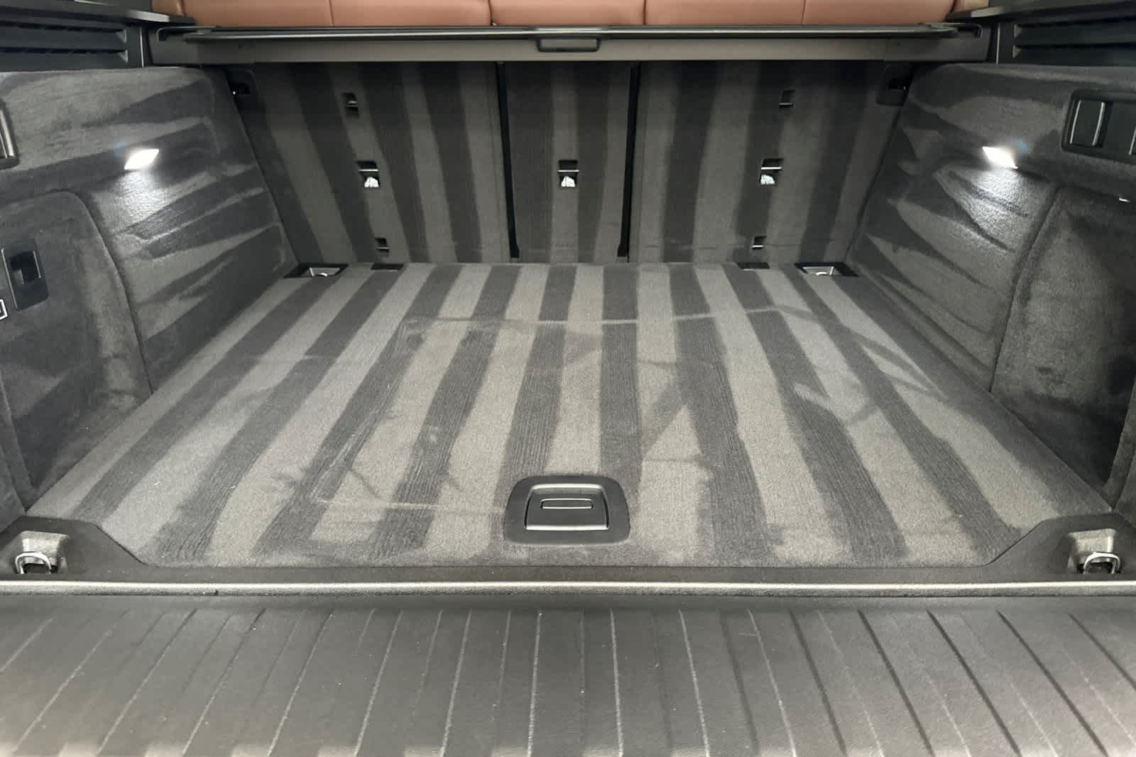 Thumbnail: 2023 BMW X5 - 15