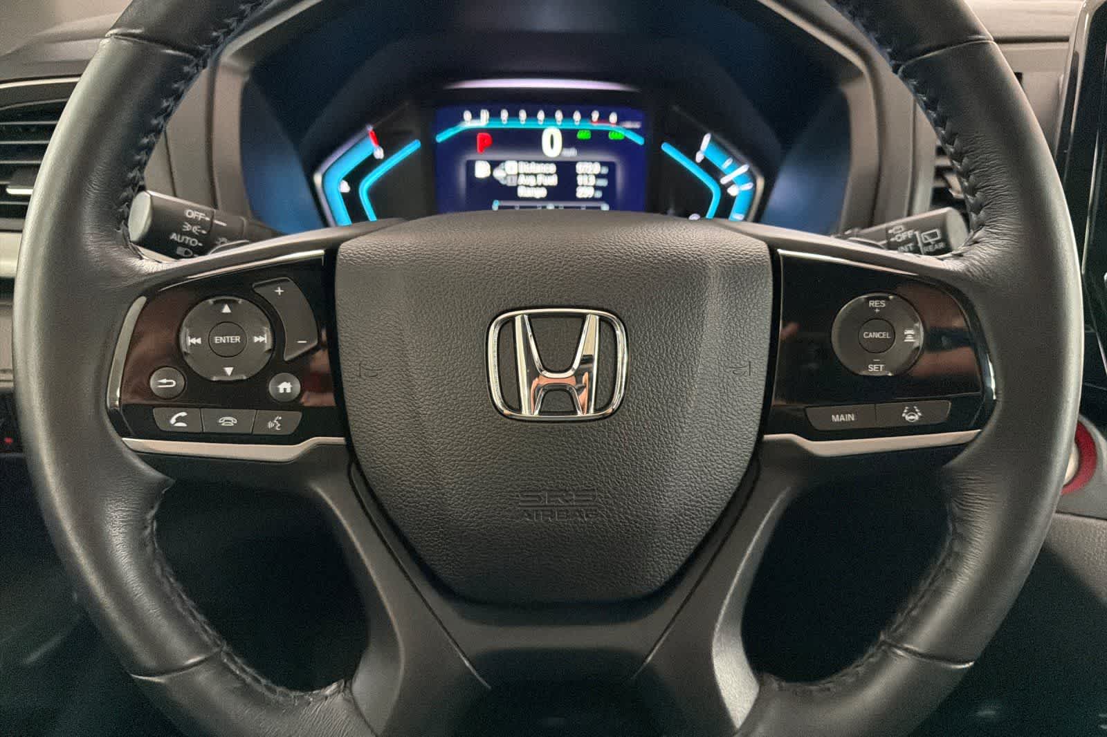 Thumbnail: 2018 Honda Odyssey - 24