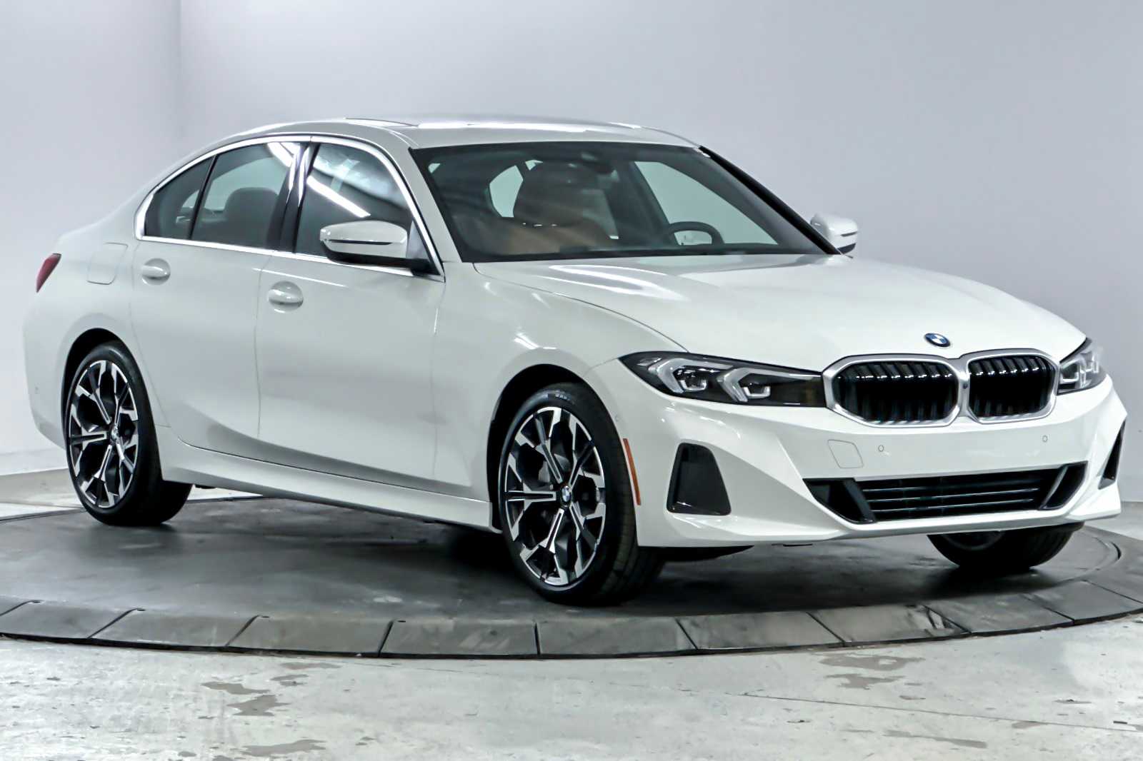 Thumbnail: 2026 BMW 3 Series - 9