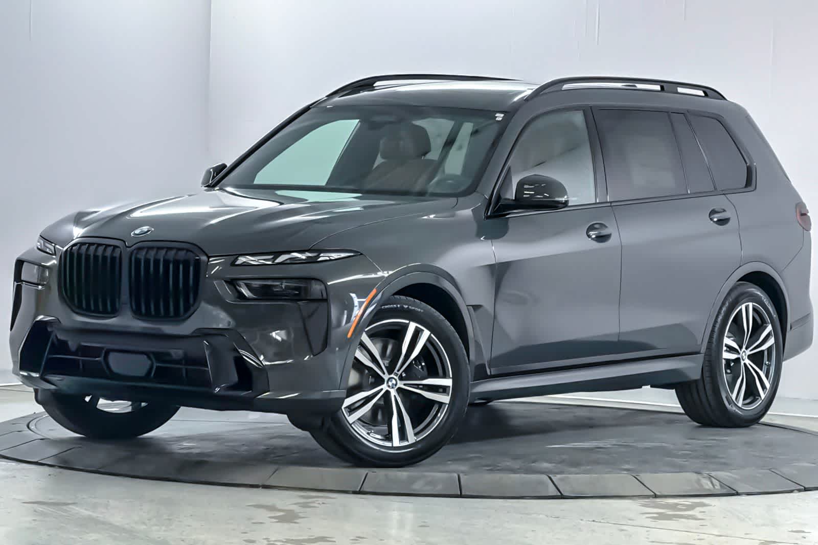 Thumbnail: 2027 BMW X7 - 1