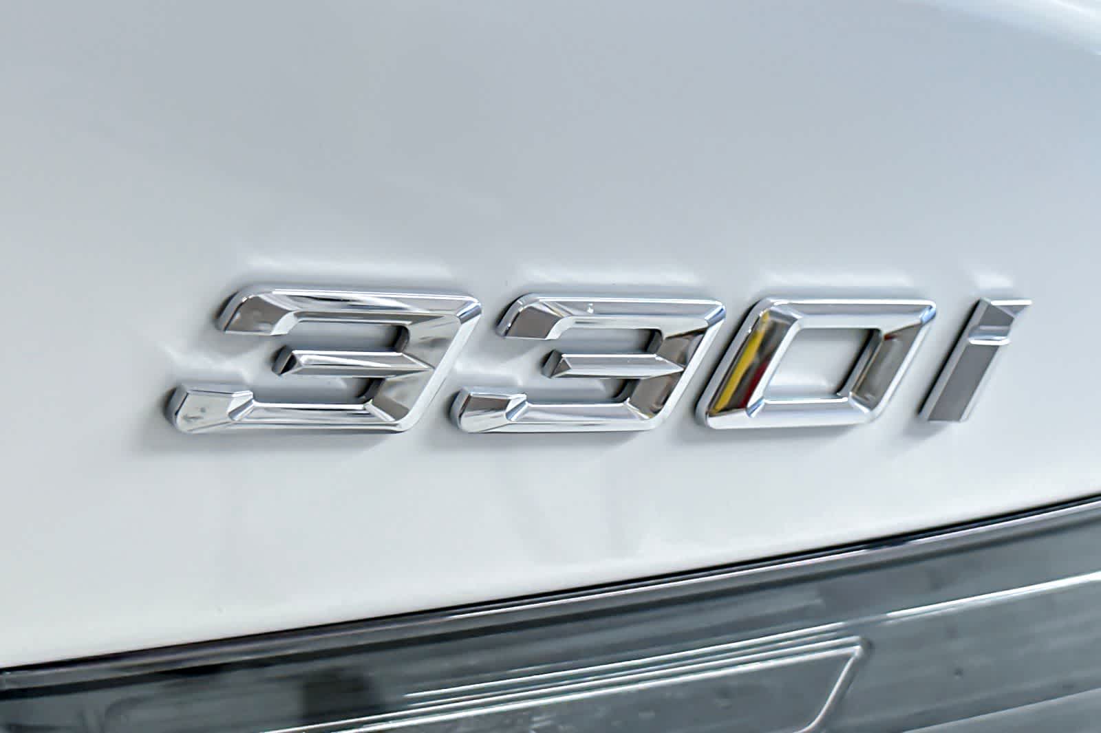 Thumbnail: 2025 BMW 3 Series - 27