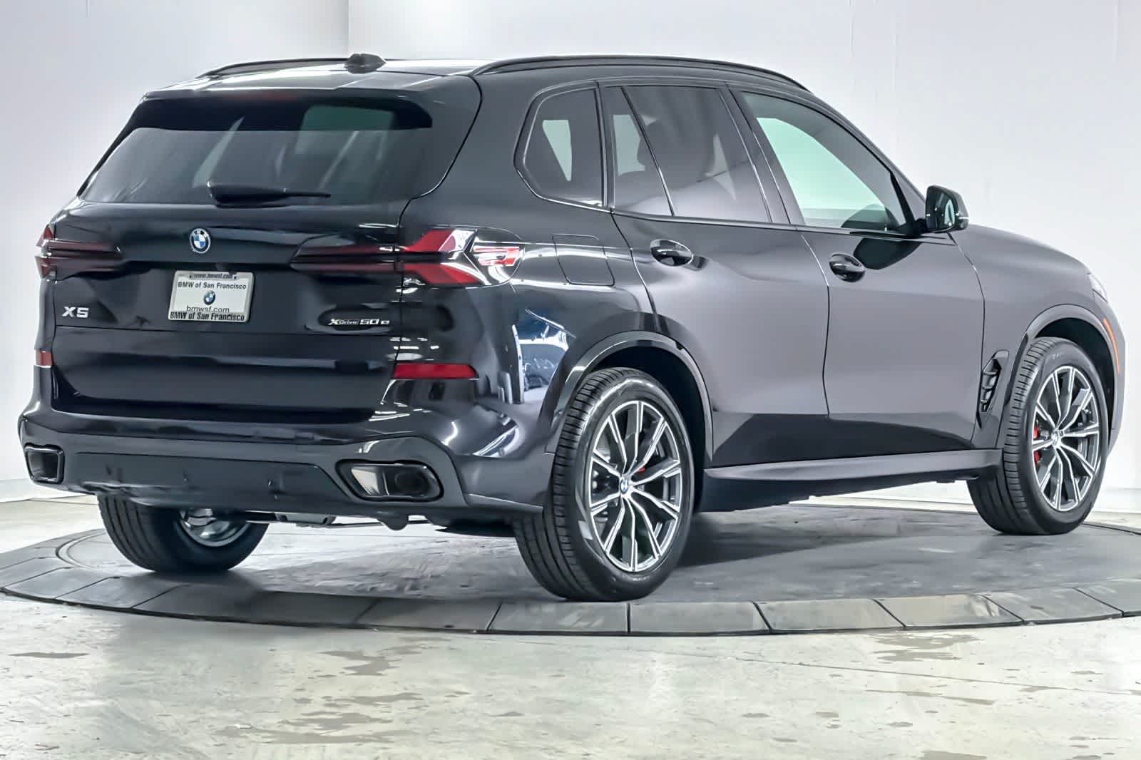 Thumbnail: 2026 BMW X5 - 2