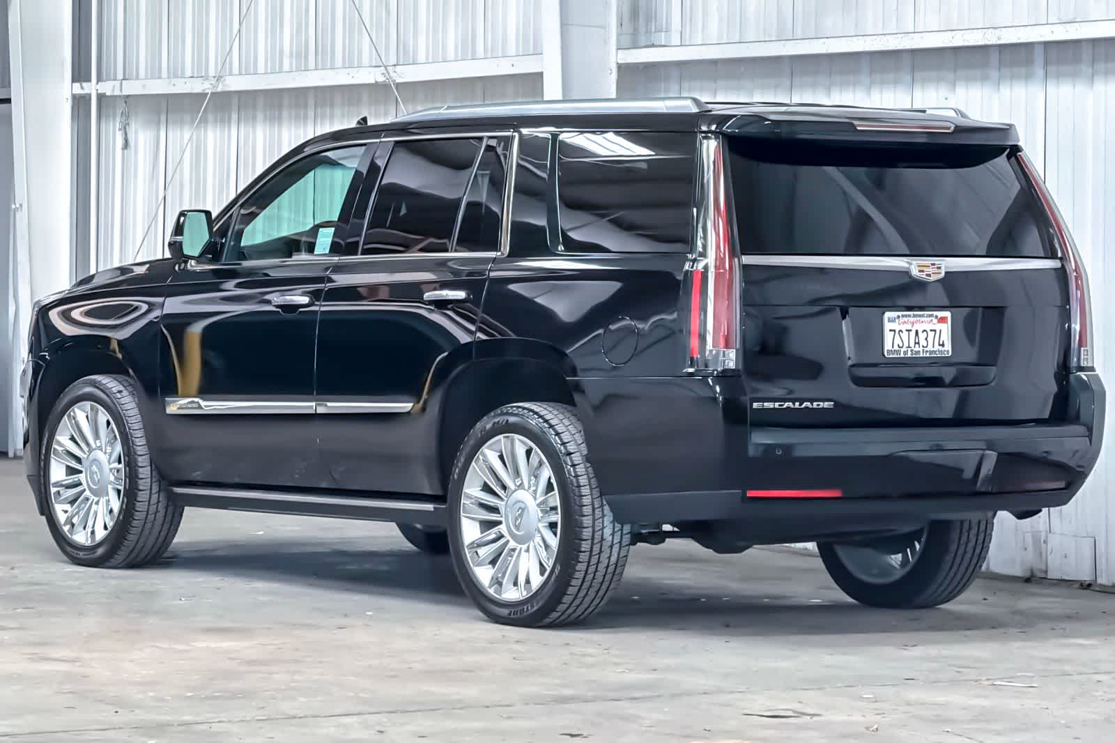 Thumbnail: 2016 Cadillac Escalade - 6