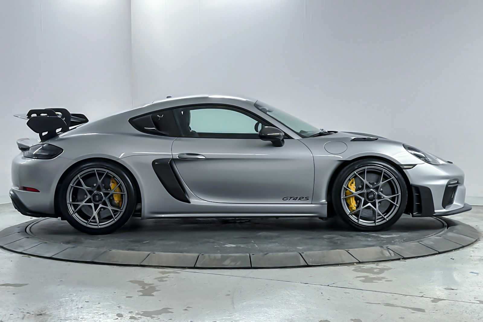 Thumbnail: 2023 Porsche 718 Cayman - 7