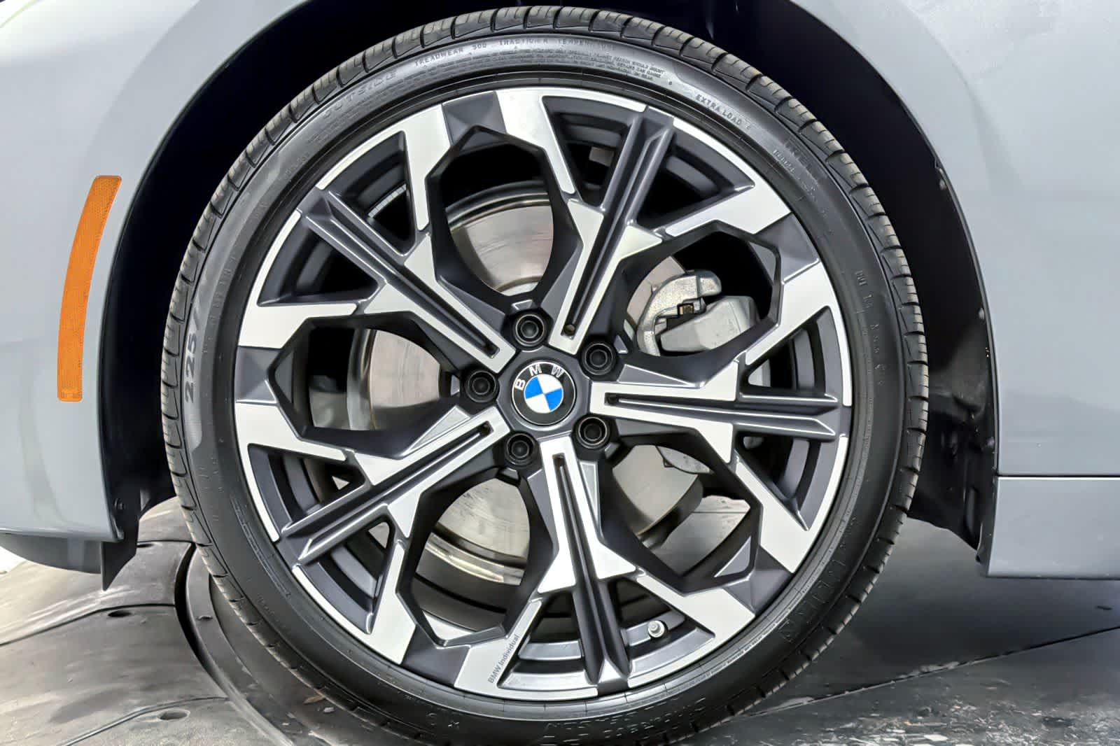 Thumbnail: 2025 BMW 2 Series - 26