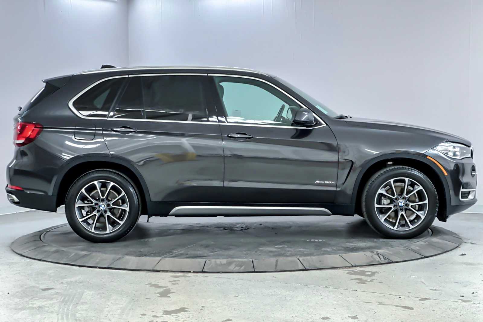 Thumbnail: 2018 BMW X5 - 8