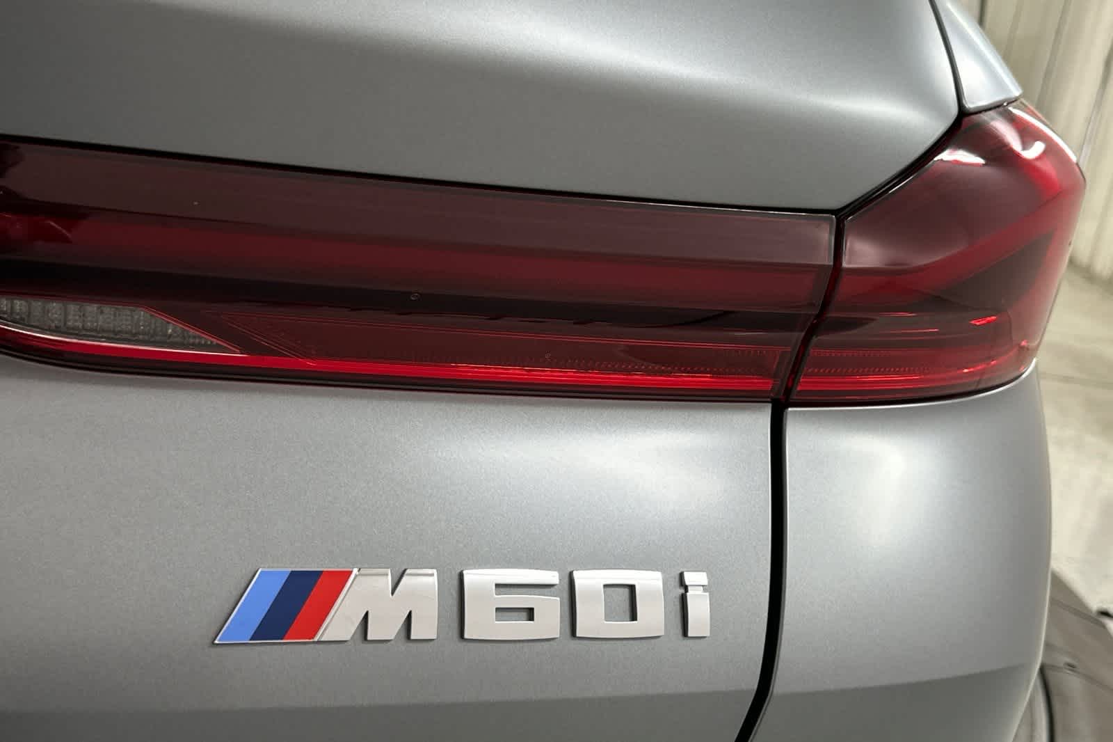 2026 BMW X6 M60i 26