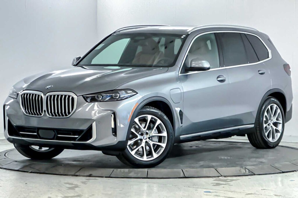 New 2026 BMW X5 PHEV xDrive50e SUV