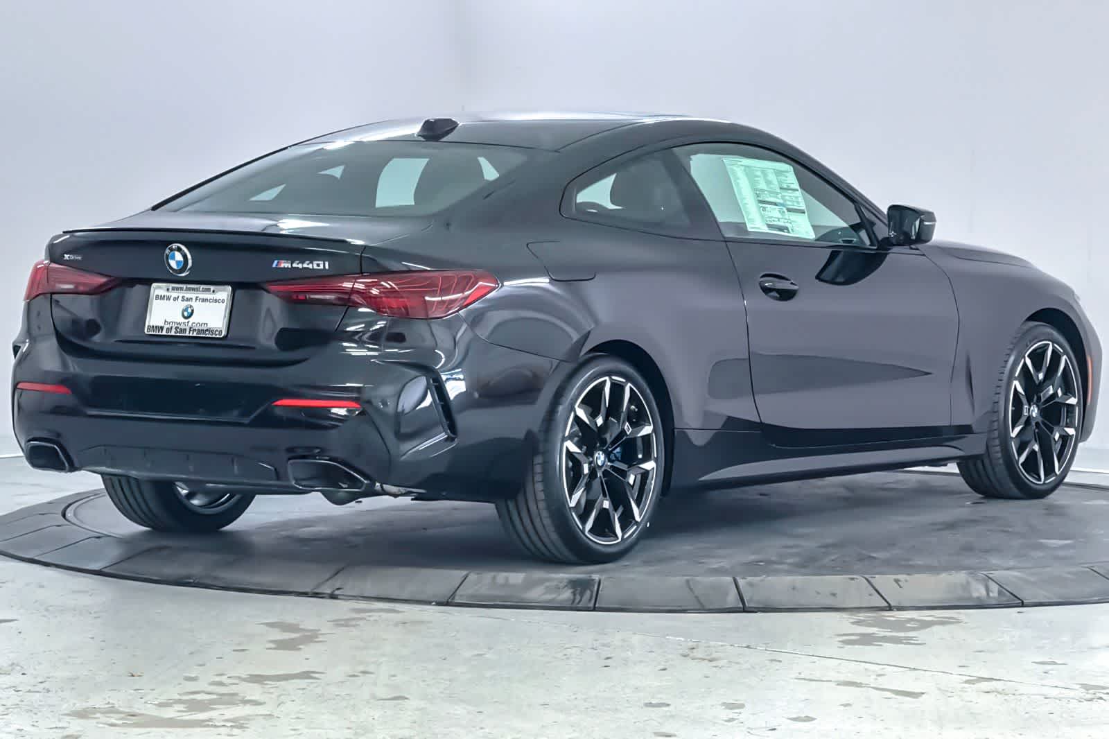 Thumbnail: 2026 BMW 4 Series - 2