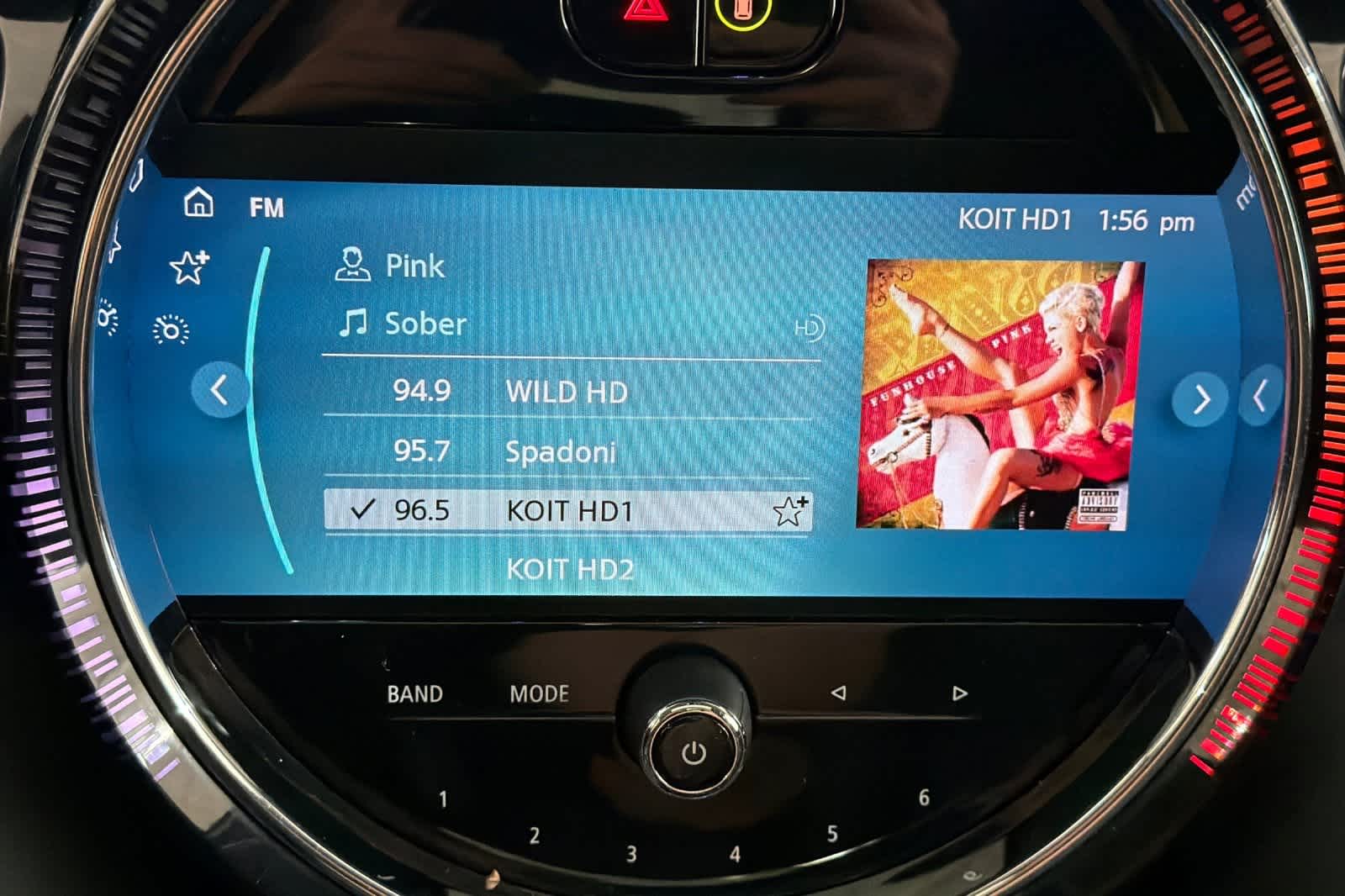 Thumbnail: 2023 MINI Cooper Hardtop - 18