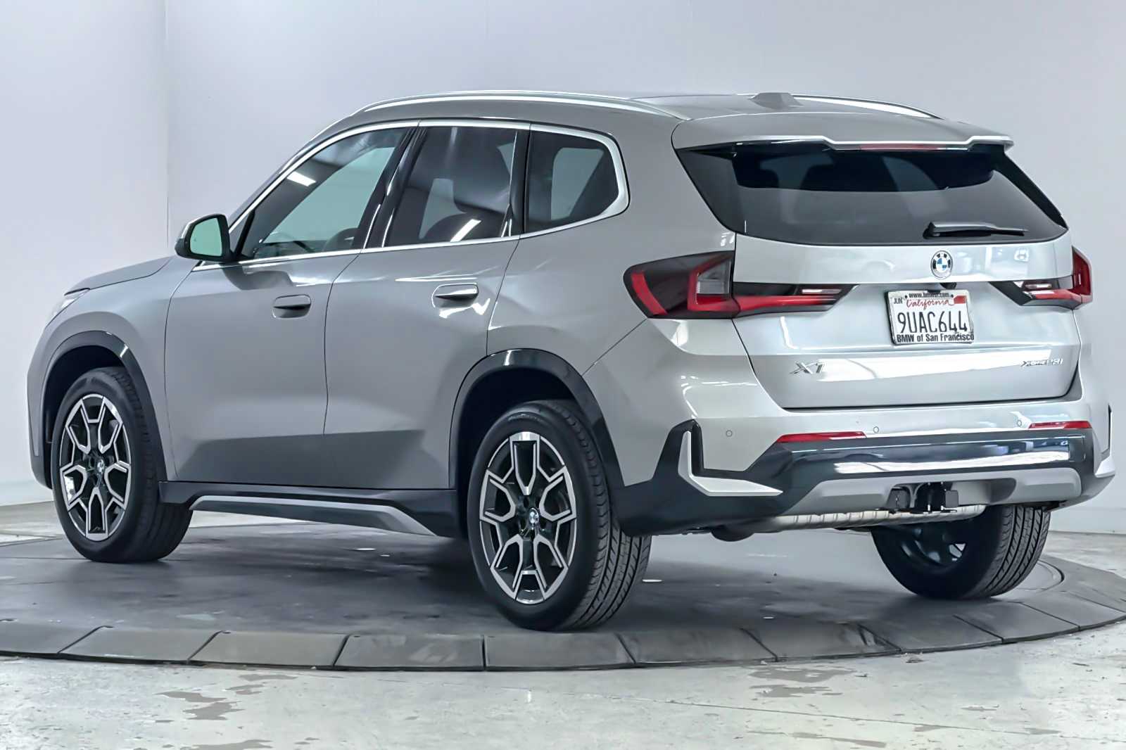 Thumbnail: 2025 BMW X1 - 6