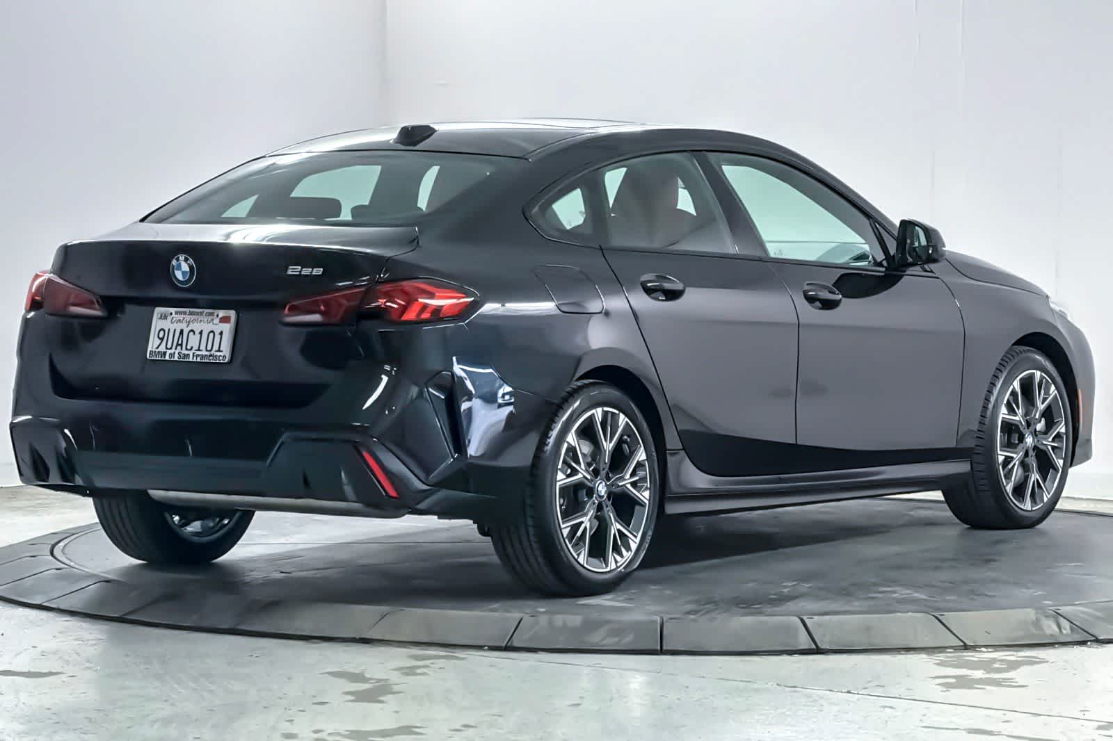 Thumbnail: 2026 BMW 2 Series - 2