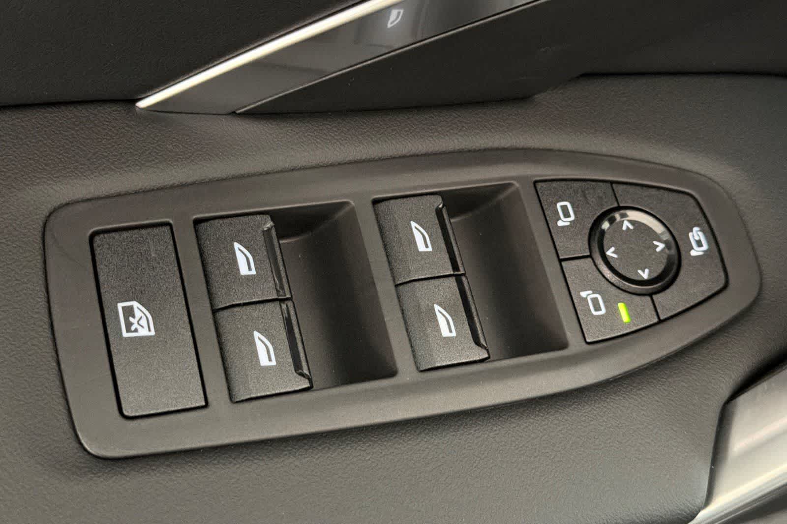 Thumbnail: 2026 BMW X1 - 13