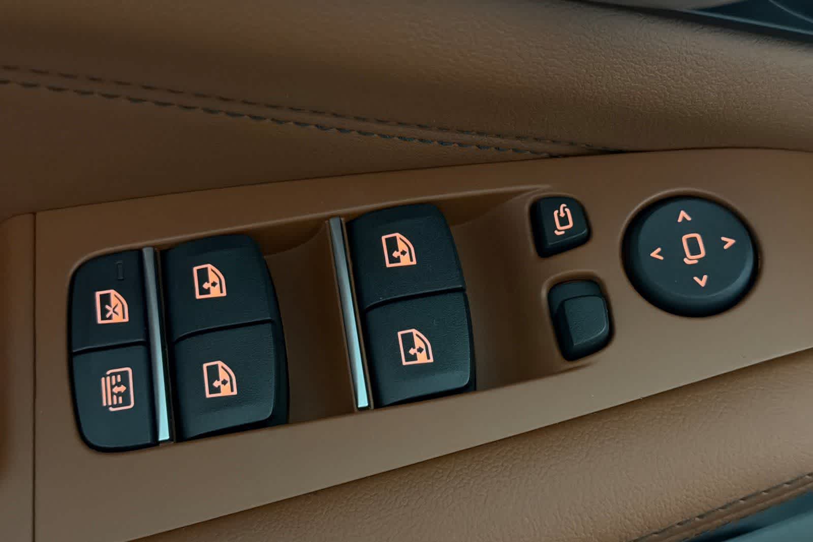 Thumbnail: 2027 BMW X7 - 13