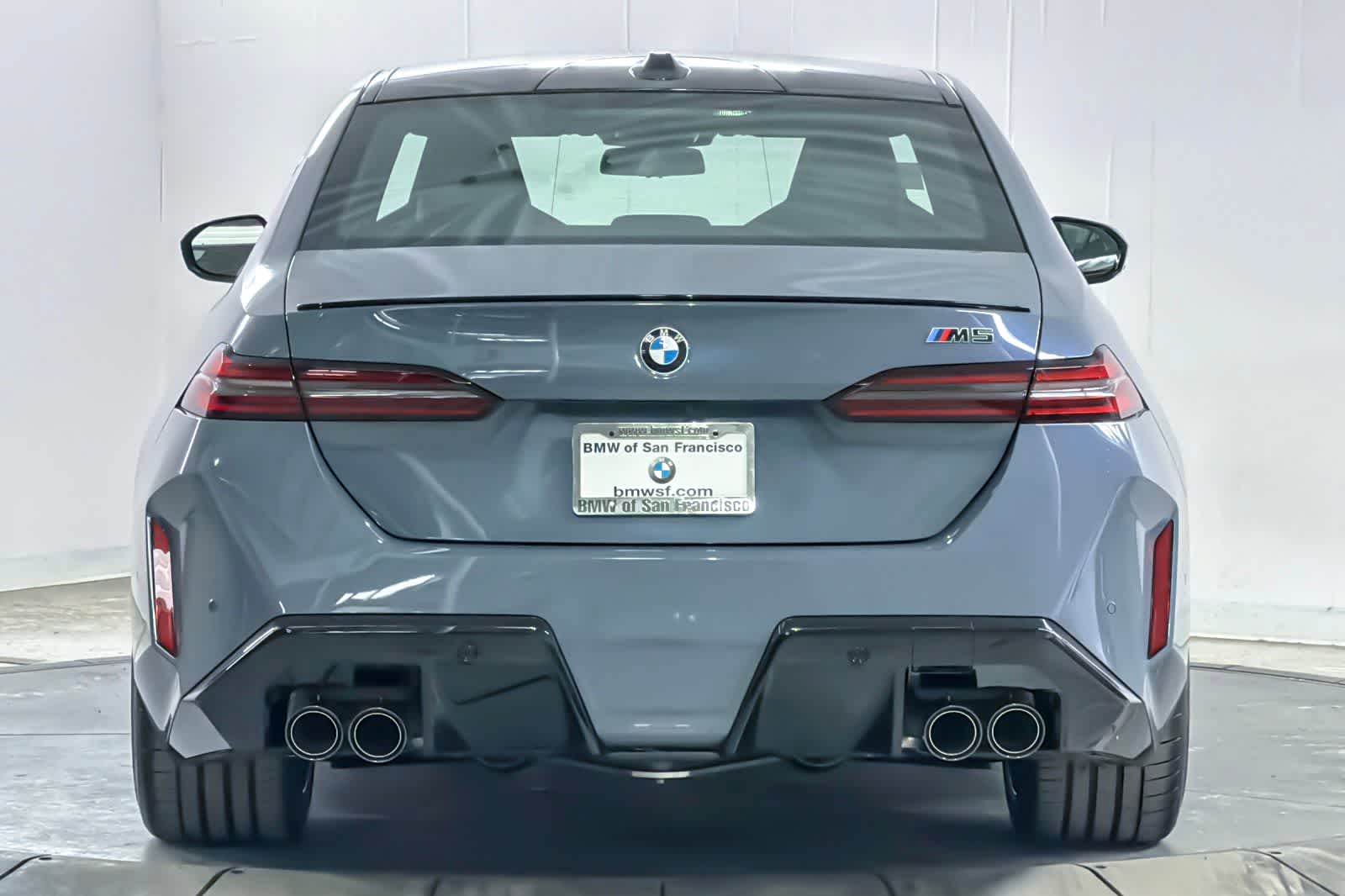 Thumbnail: 2026 BMW M5 - 7