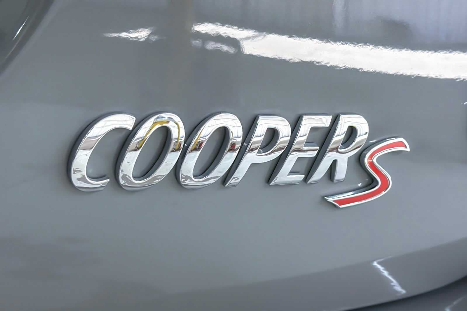 Thumbnail: 2016 MINI Cooper Hardtop - 27