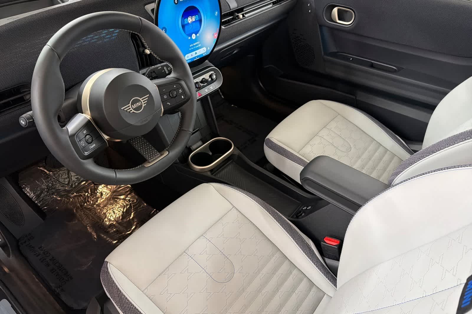 Thumbnail: 2025 MINI Cooper Hardtop - 11