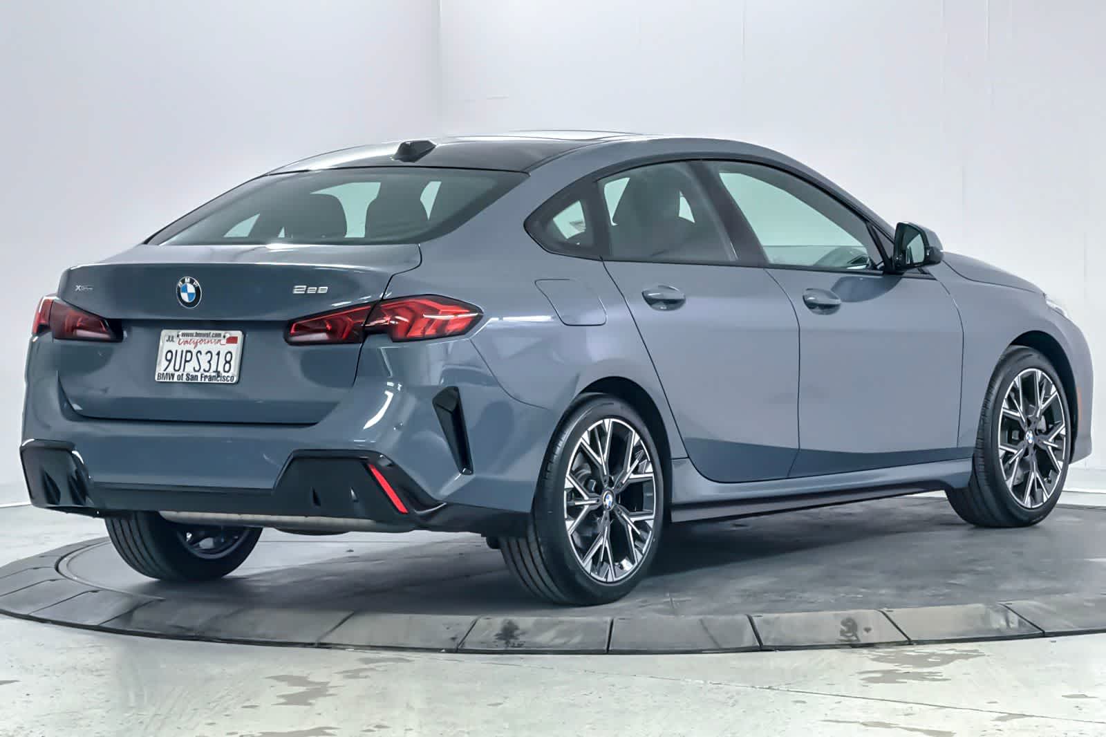 Thumbnail: 2025 BMW 2 Series - 2