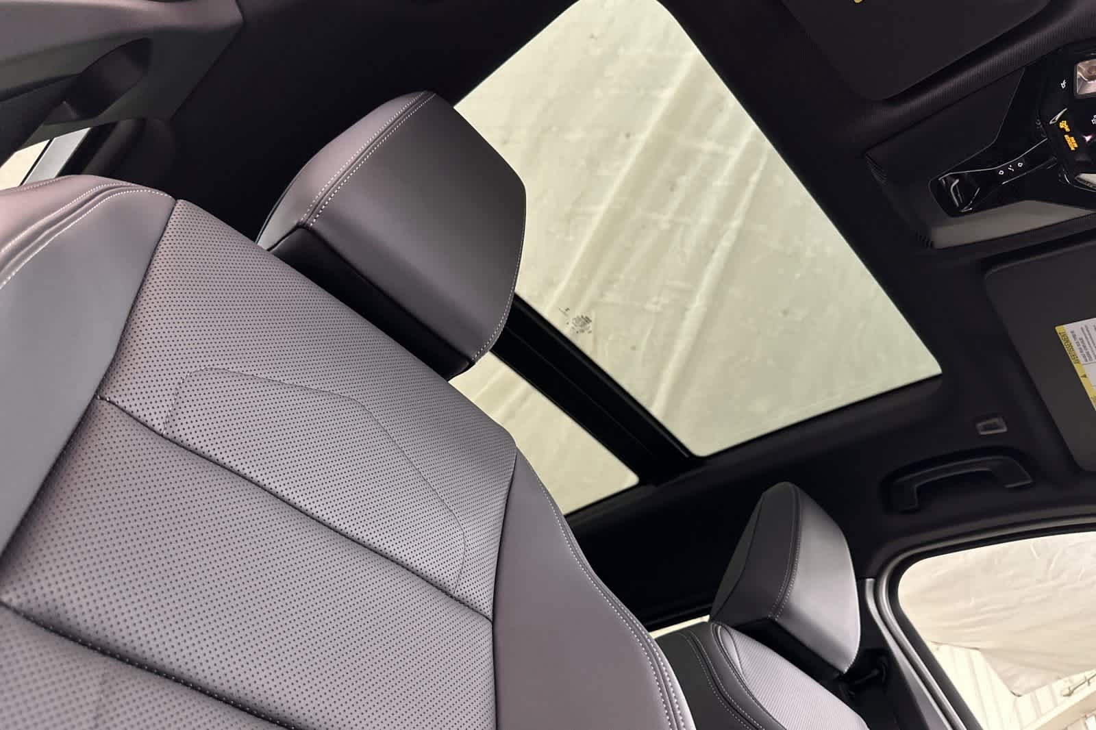Thumbnail: 2026 BMW X1 - 17
