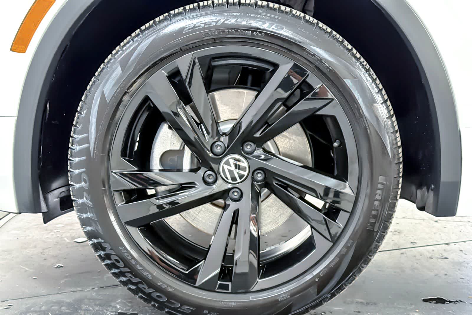 Thumbnail: 2024 Volkswagen Tiguan - 26