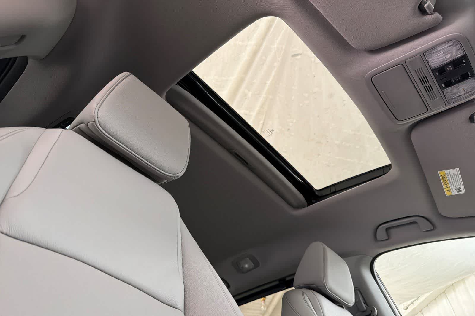 Thumbnail: 2023 Honda Odyssey - 17