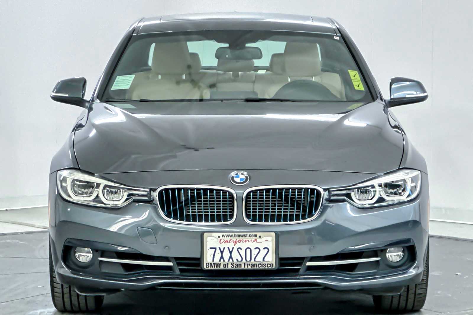 Thumbnail: 2017 BMW 3 Series - 10