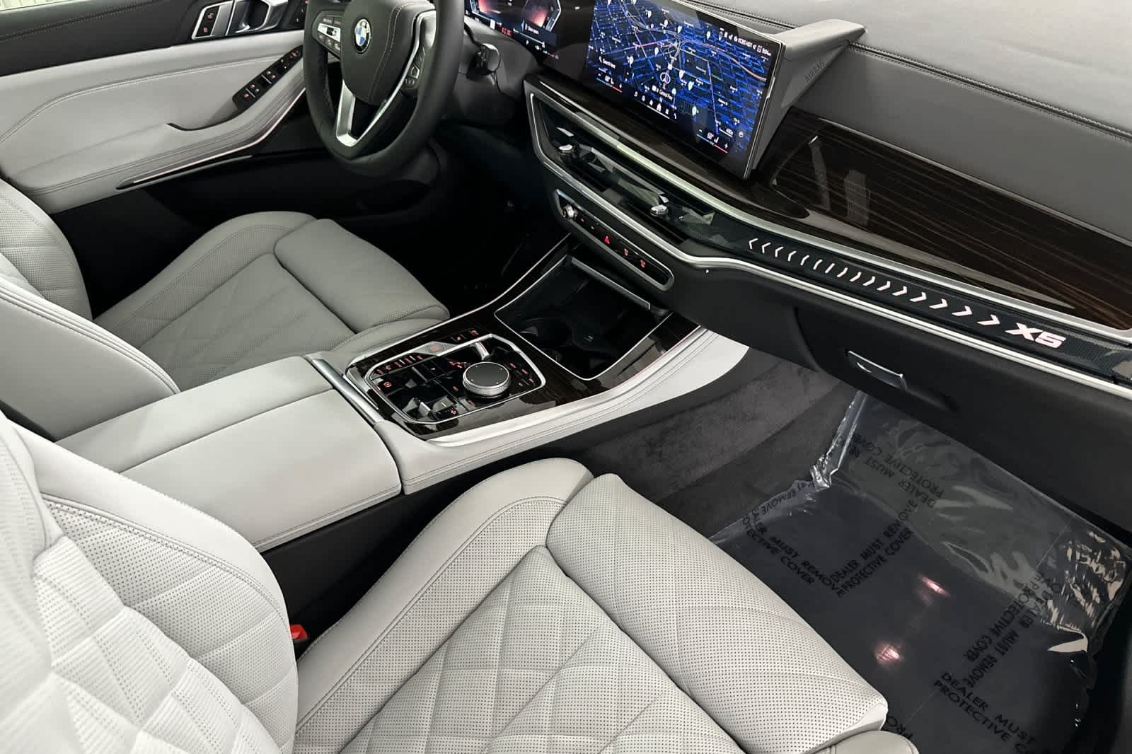 Thumbnail: 2026 BMW X5 - 16