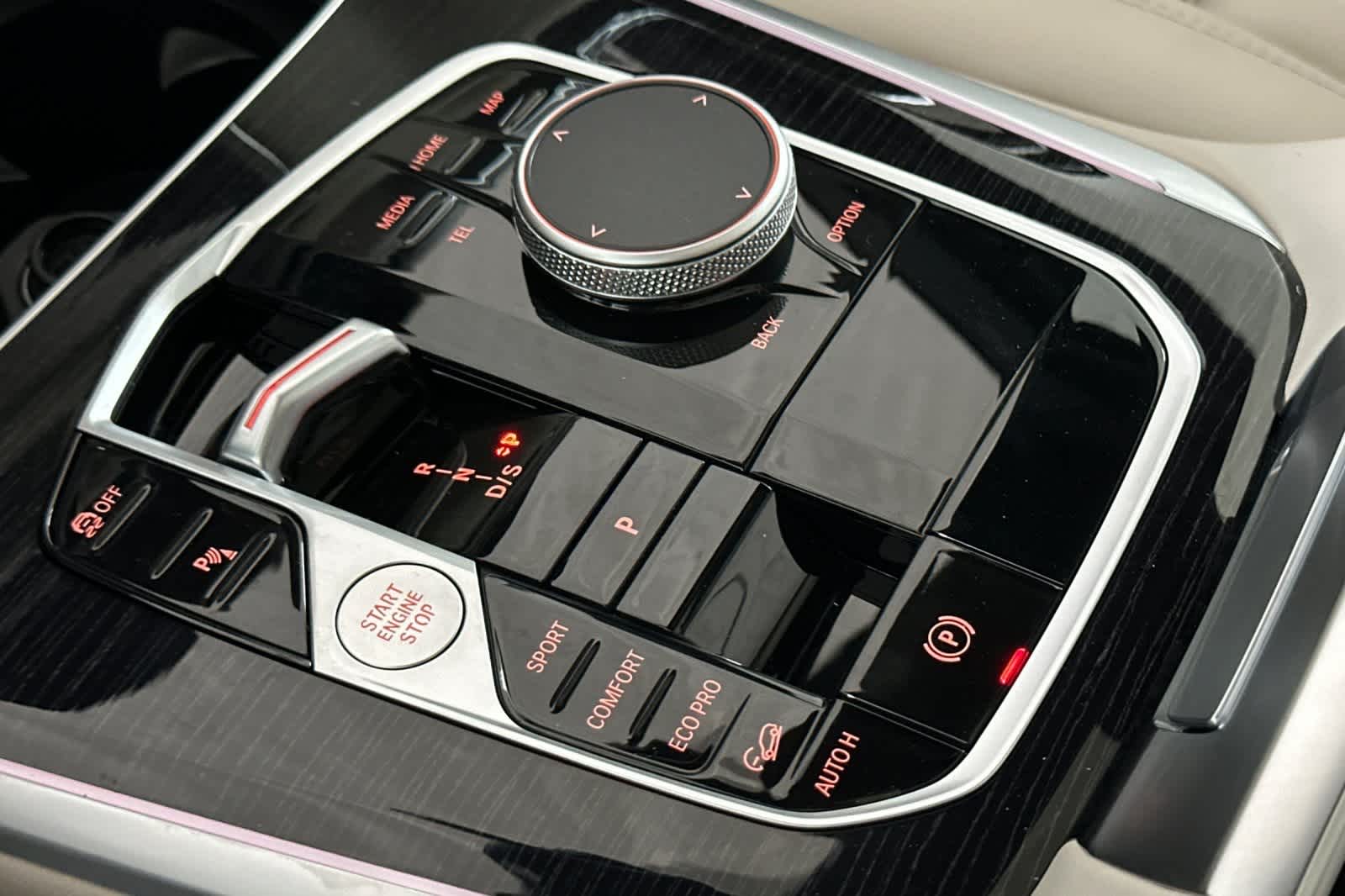 Thumbnail: 2026 BMW X5 - 22