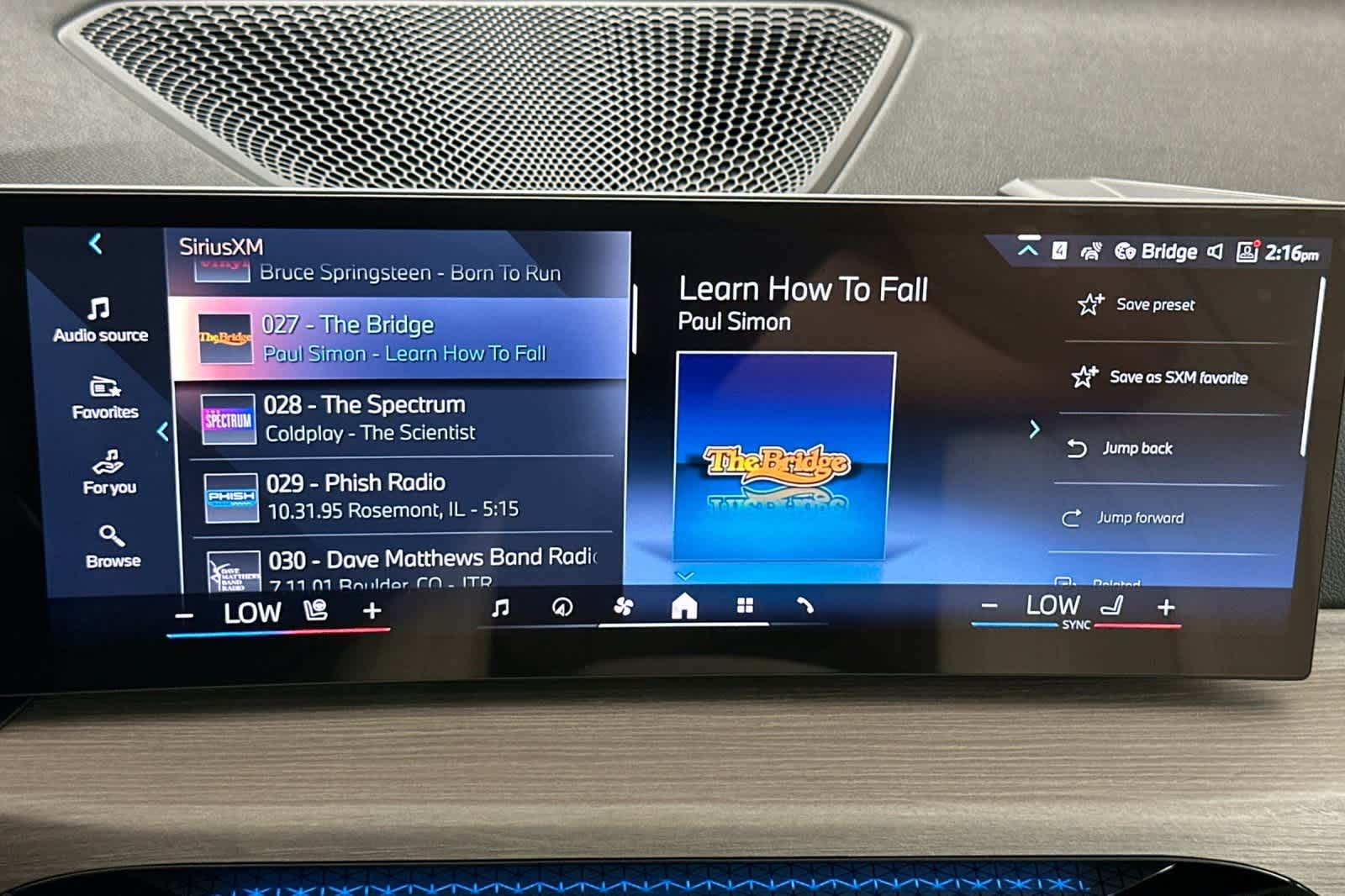 Thumbnail: 2025 BMW i4 - 17