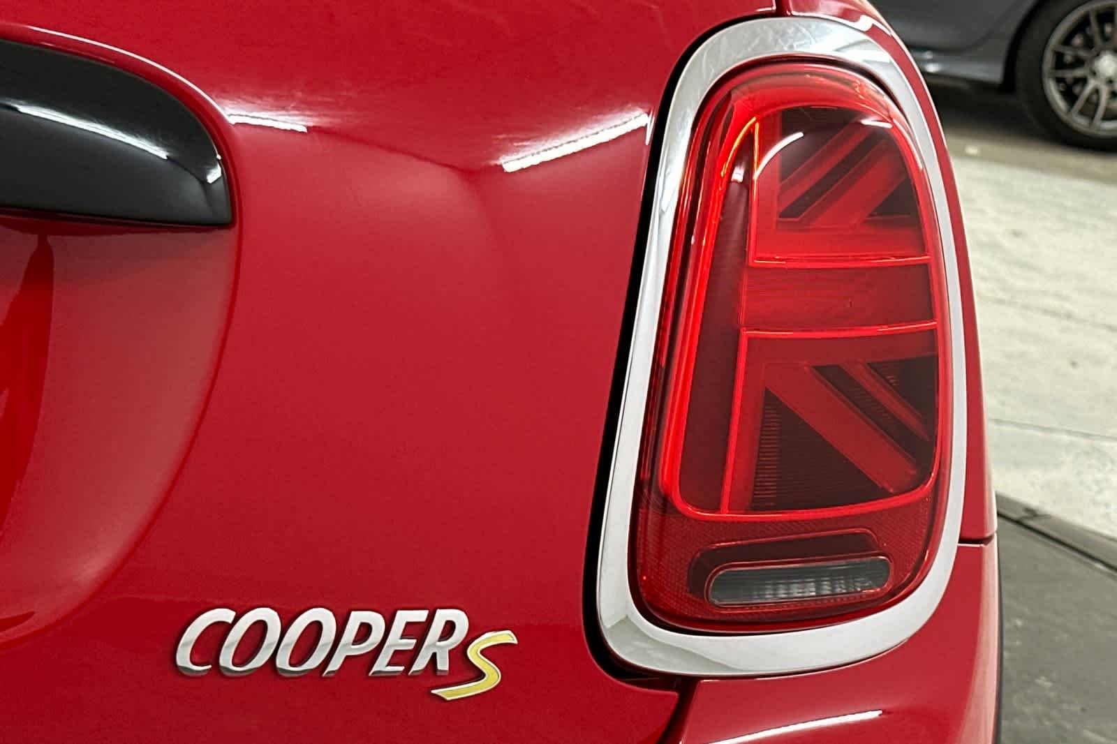 Thumbnail: 2024 MINI Cooper Hardtop - 28