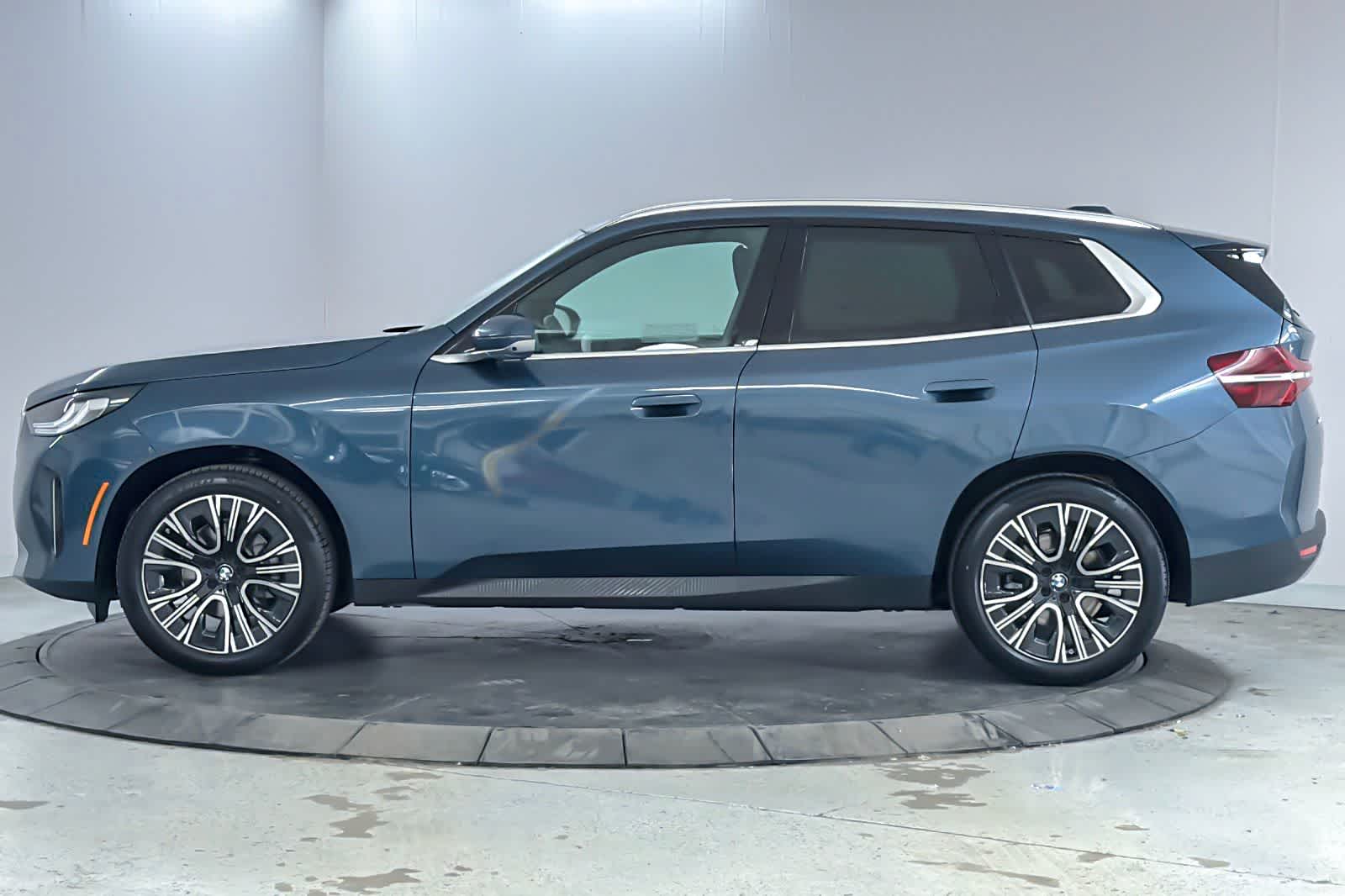 Thumbnail: 2026 BMW X3 - 5