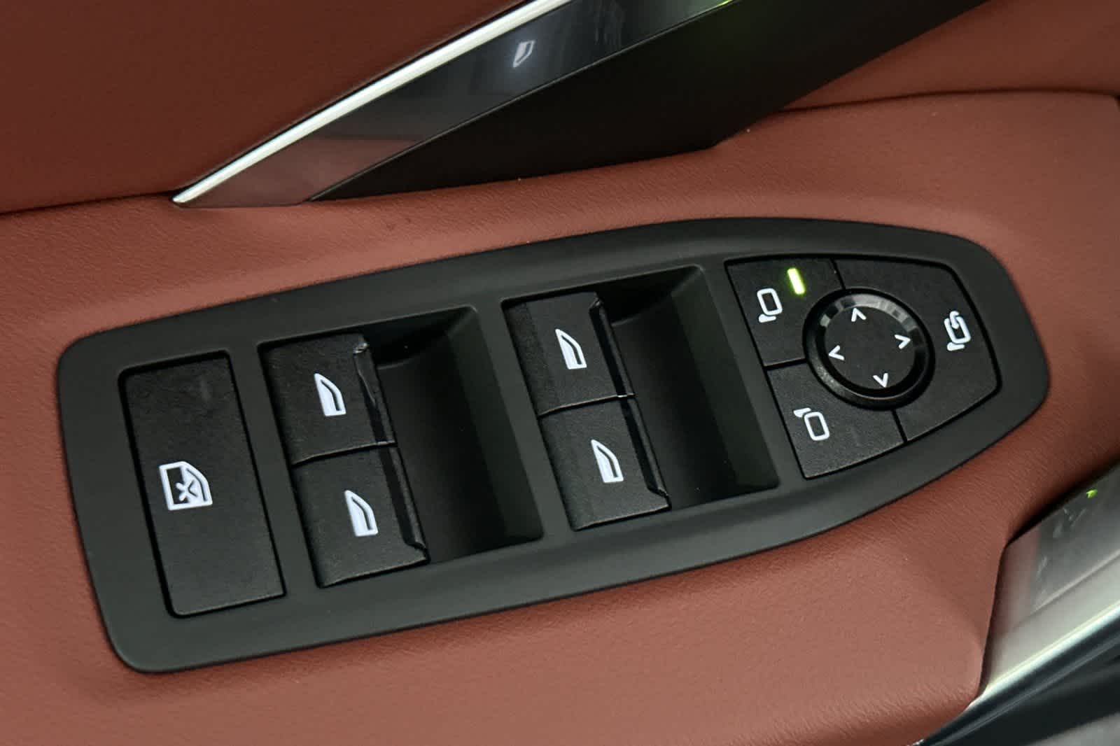 Thumbnail: 2026 BMW X1 - 13