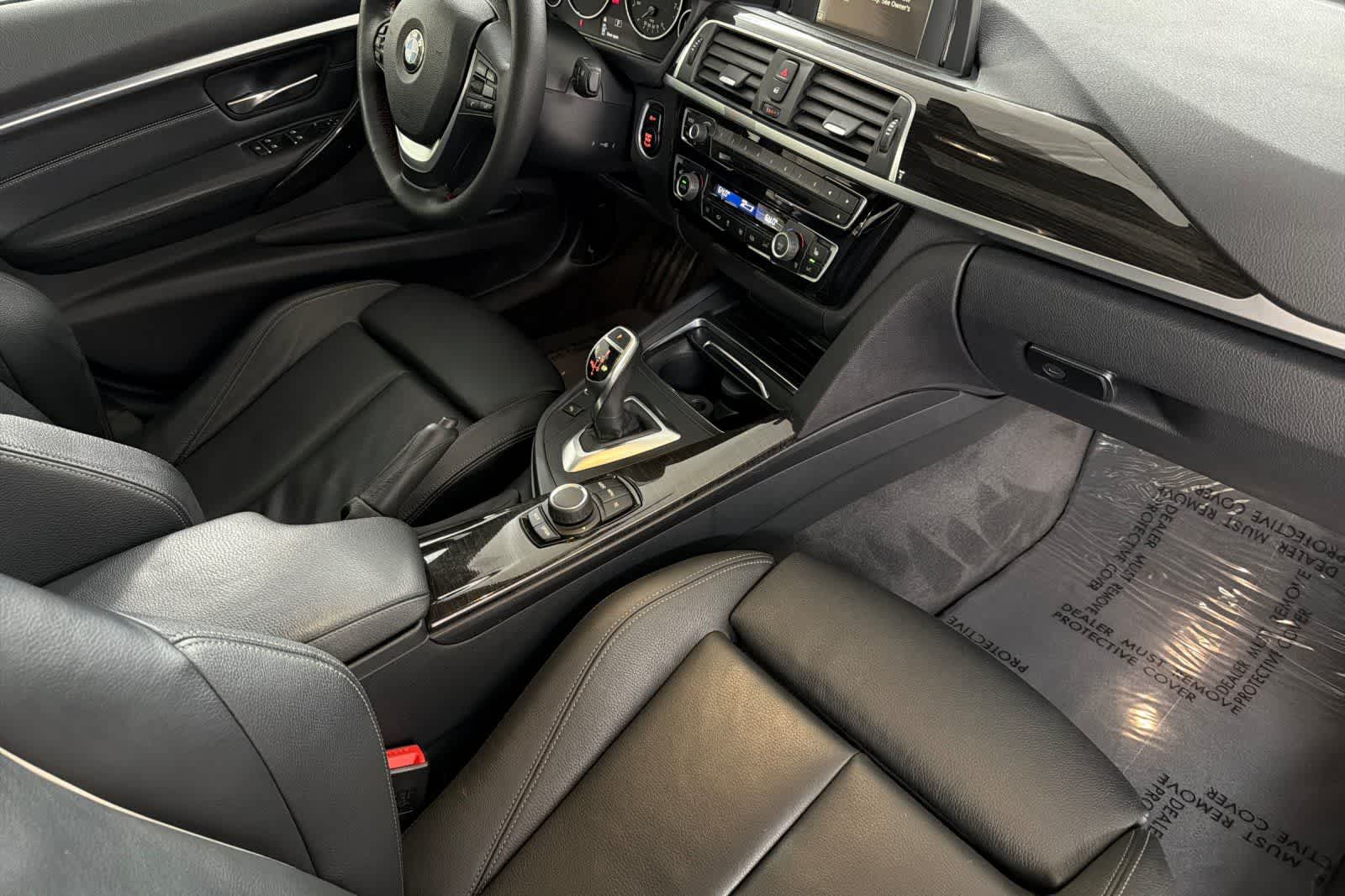 Thumbnail: 2016 BMW 3 Series - 15