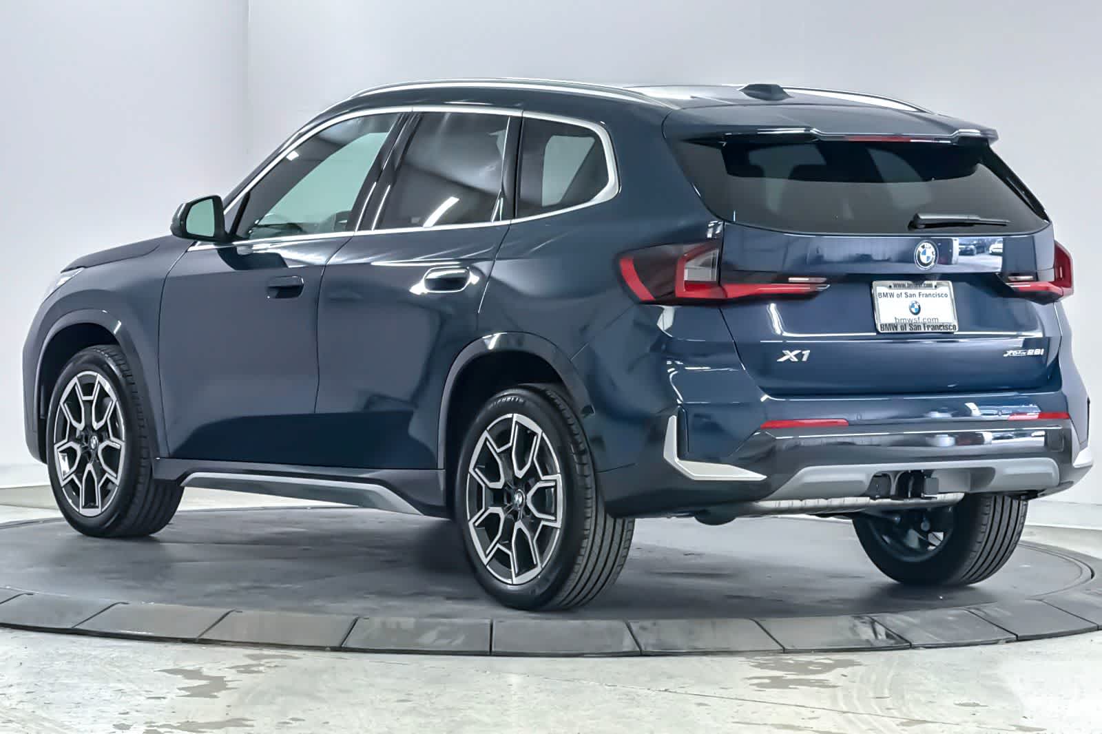 Thumbnail: 2026 BMW X1 - 6