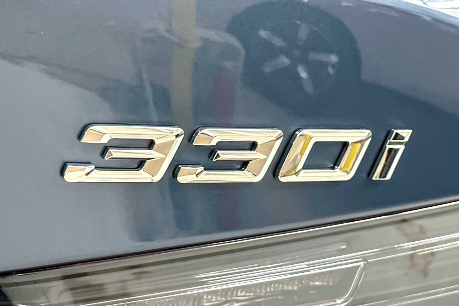 Thumbnail: 2026 BMW 3 Series - 25