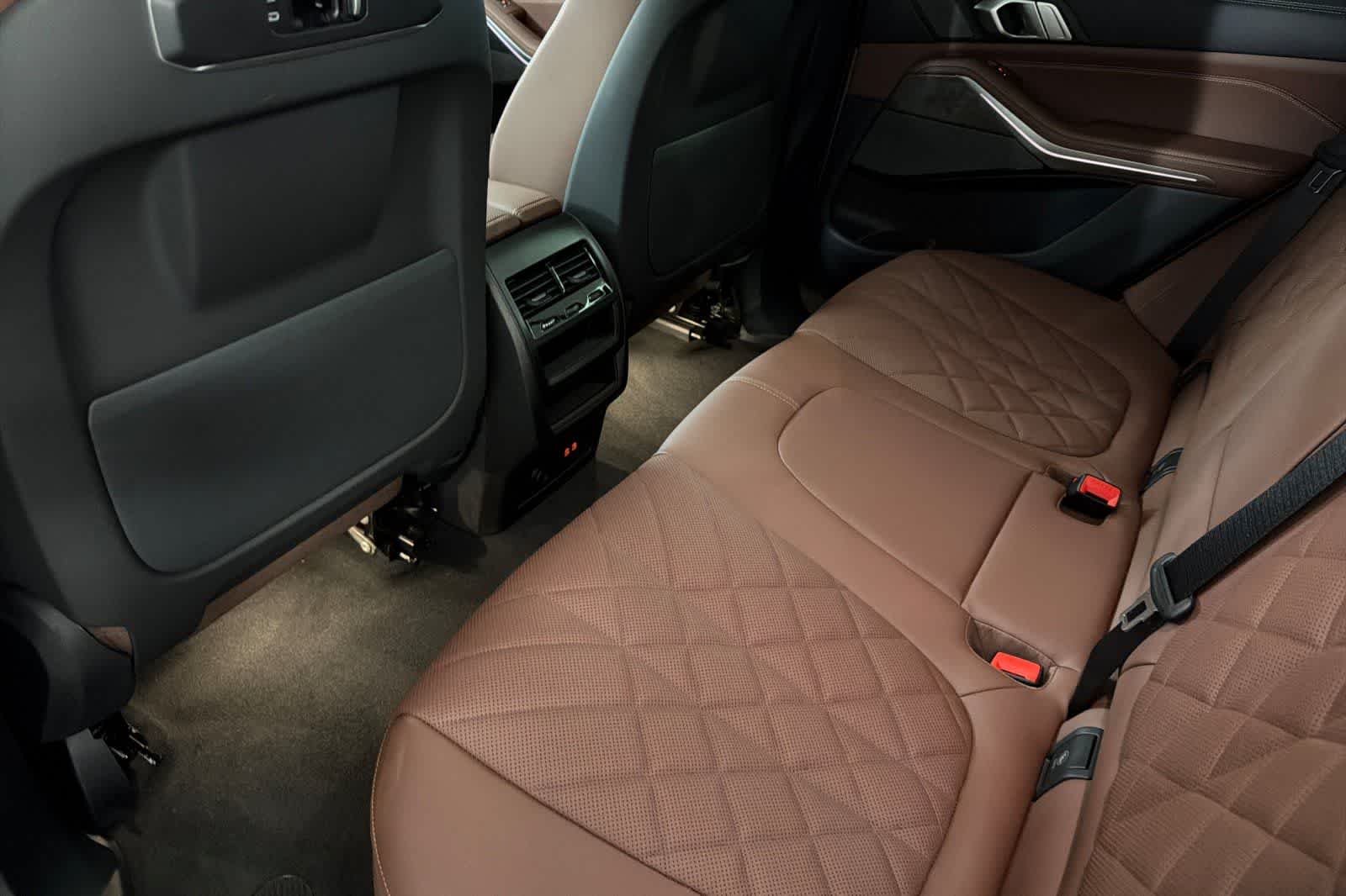 Thumbnail: 2026 BMW X5 - 4