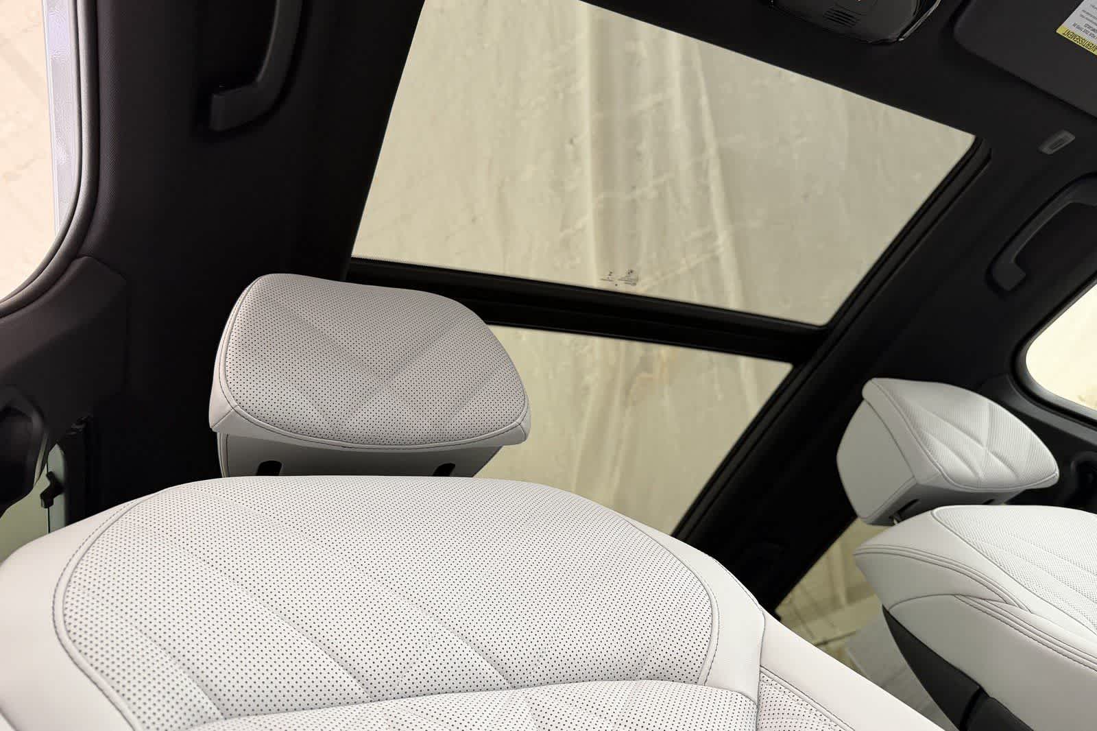 Thumbnail: 2026 BMW X5 - 17