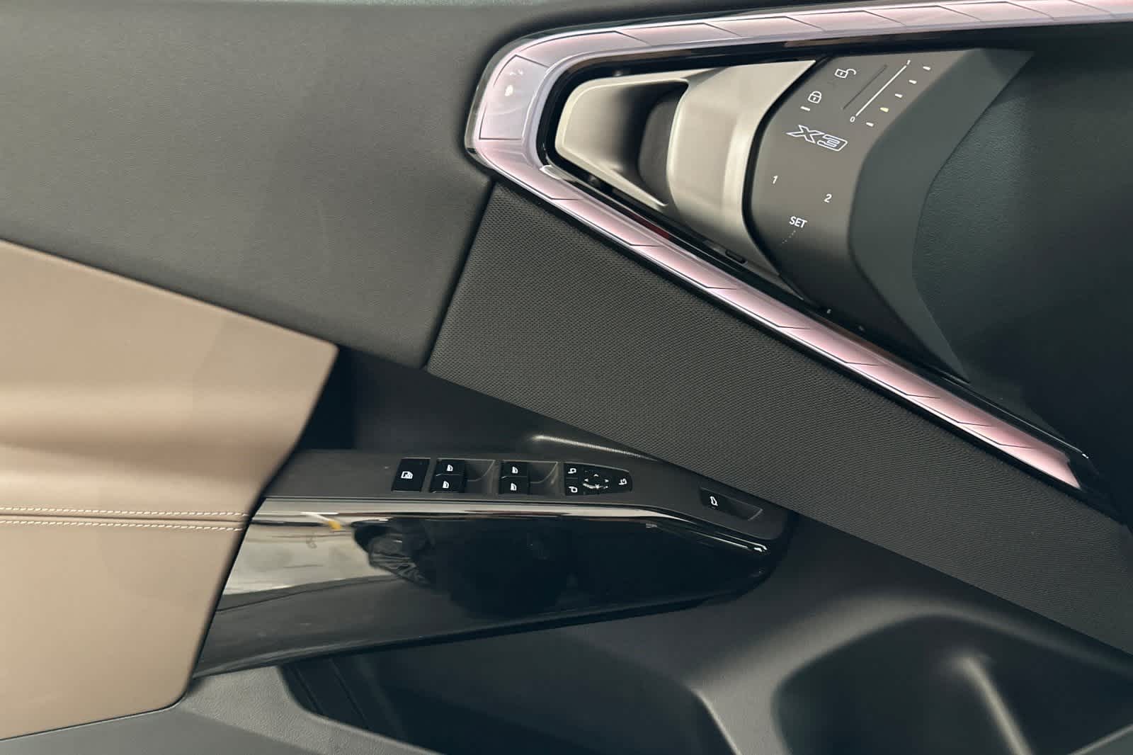 Thumbnail: 2026 BMW X3 - 12