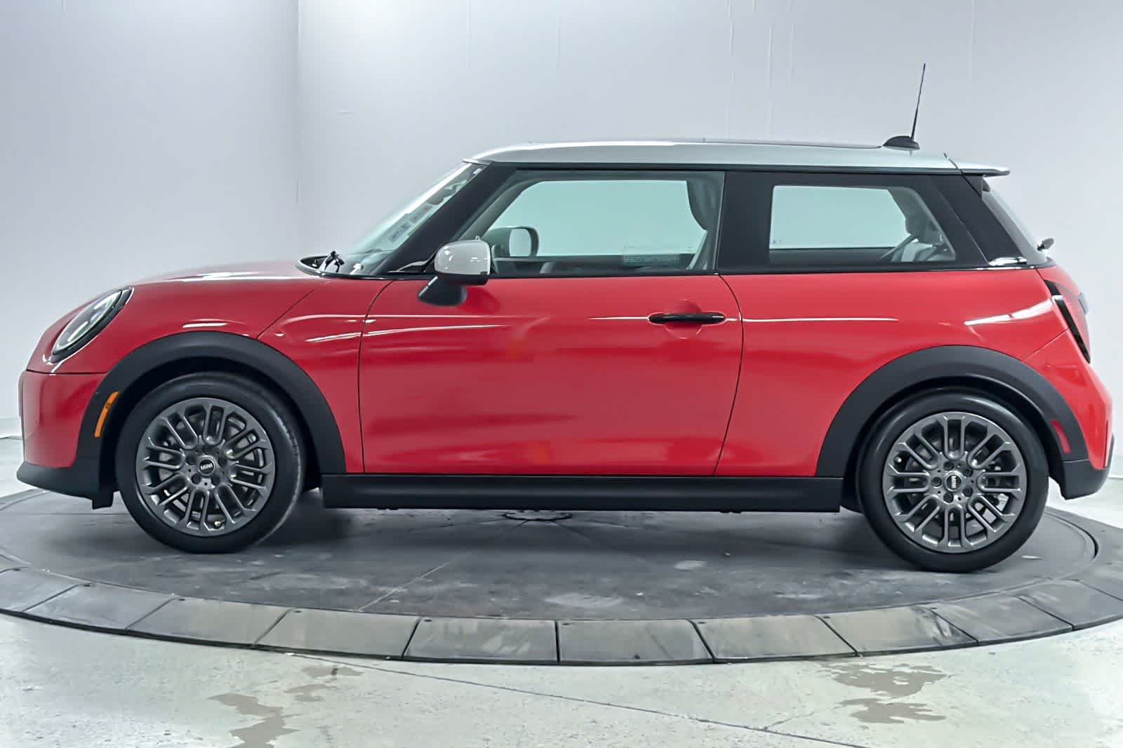 Thumbnail: 2025 MINI Cooper Hardtop - 5