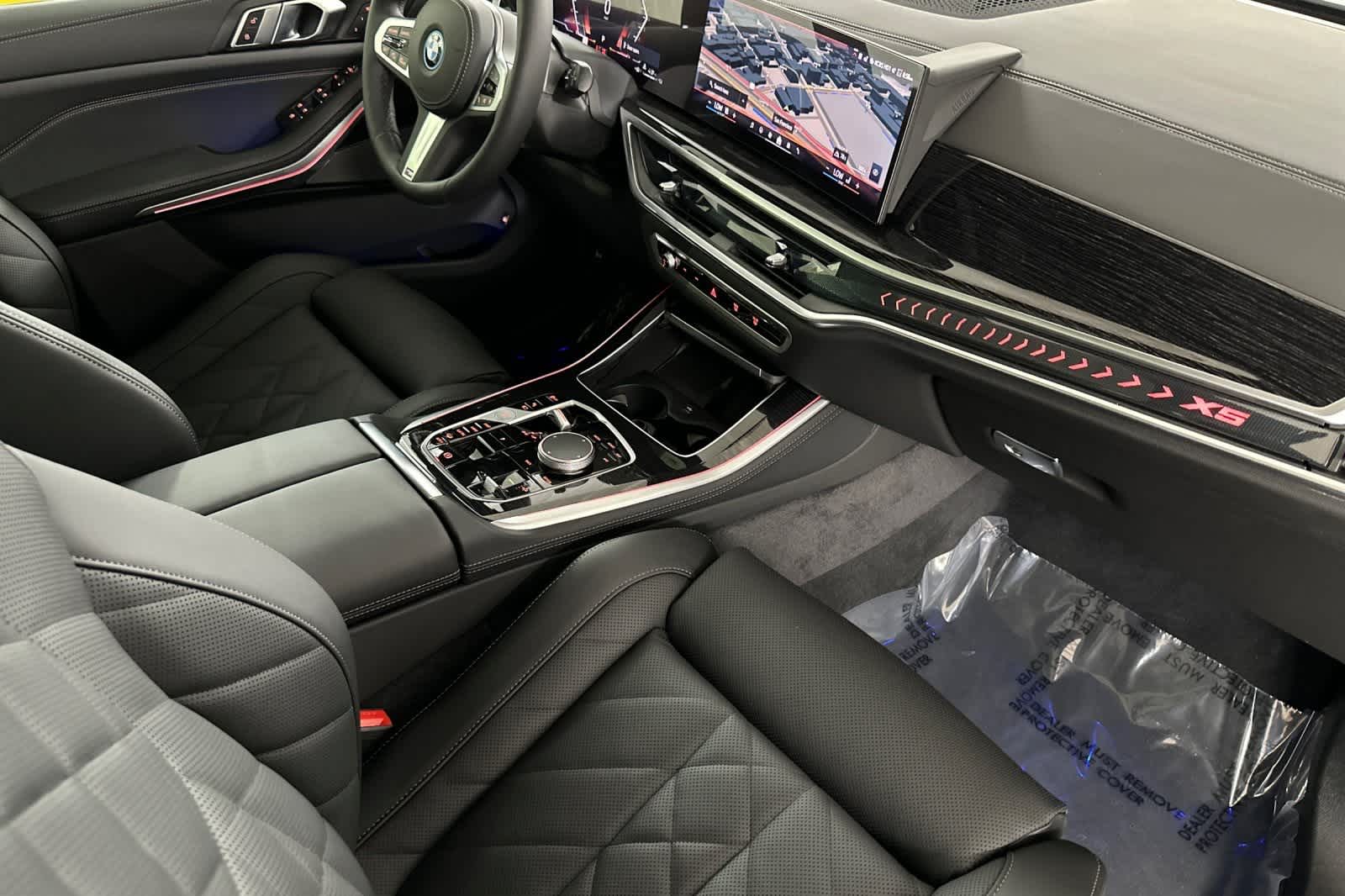 Thumbnail: 2026 BMW X5 - 16