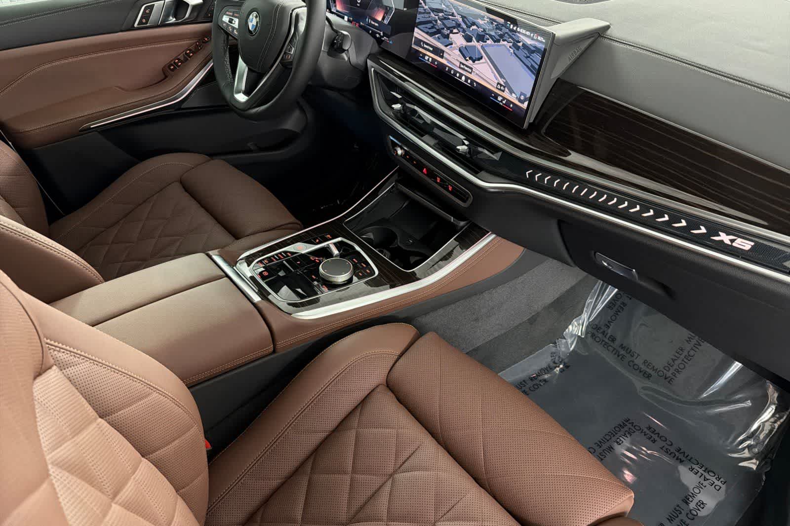 Thumbnail: 2026 BMW X5 - 16