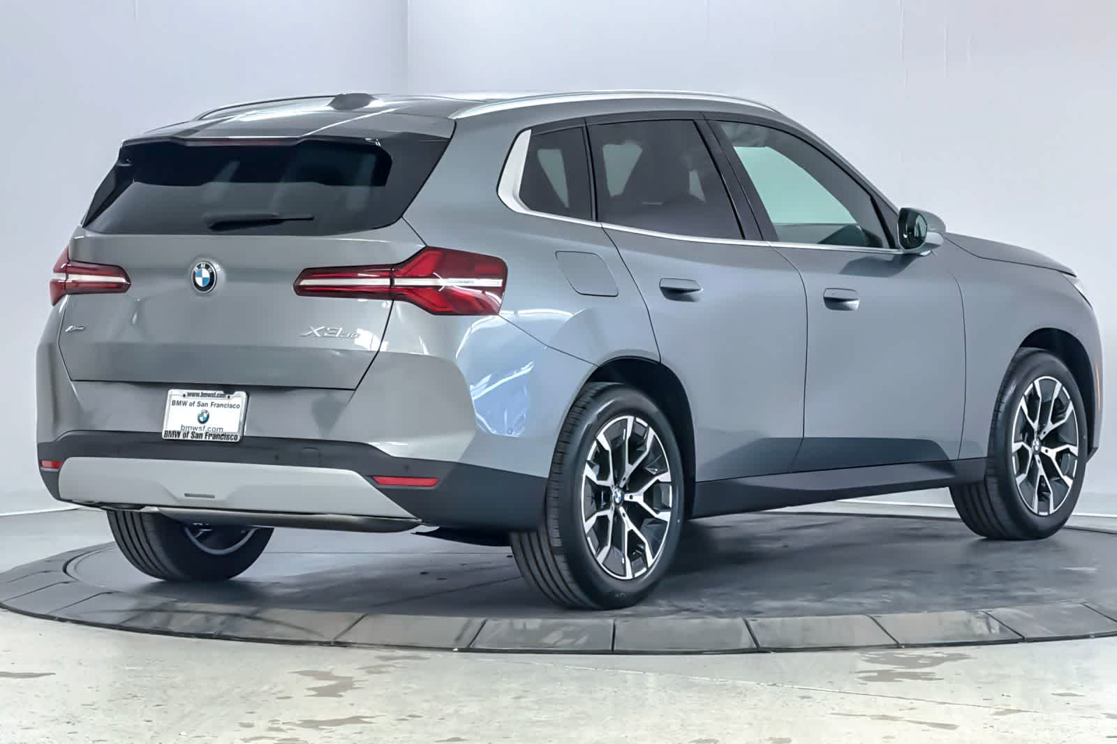 Thumbnail: 2026 BMW X3 - 2