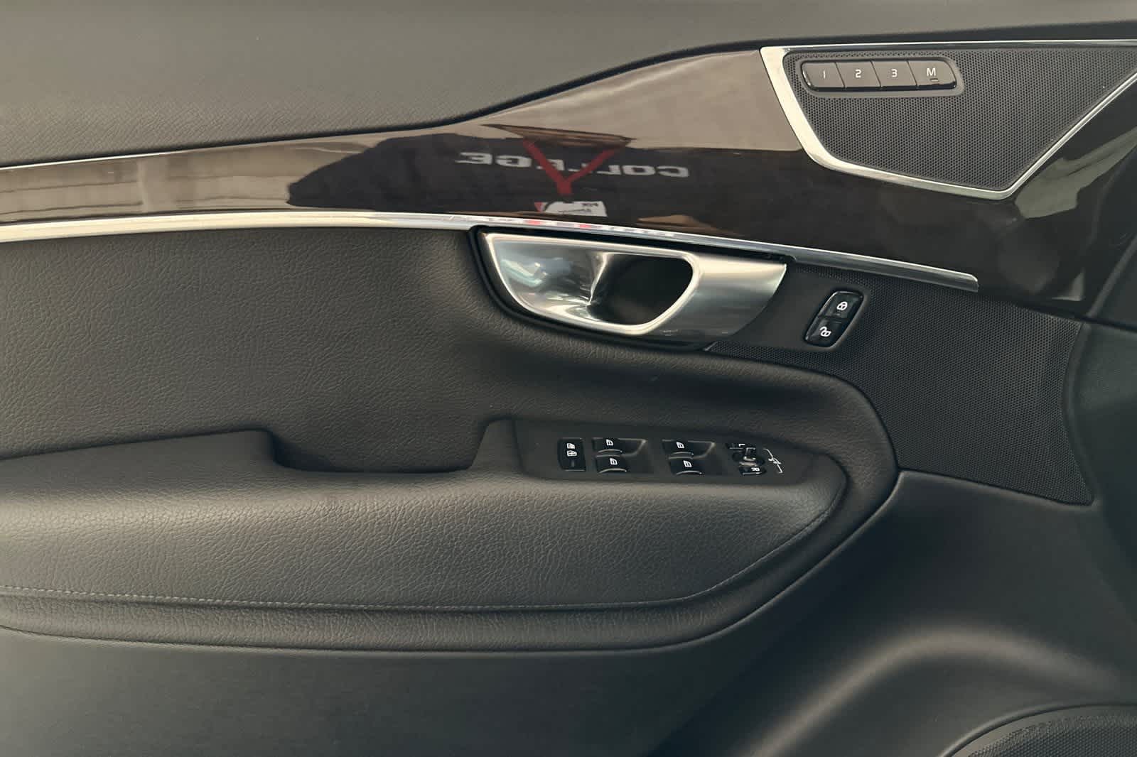 Thumbnail: 2017 Volvo XC90 - 12