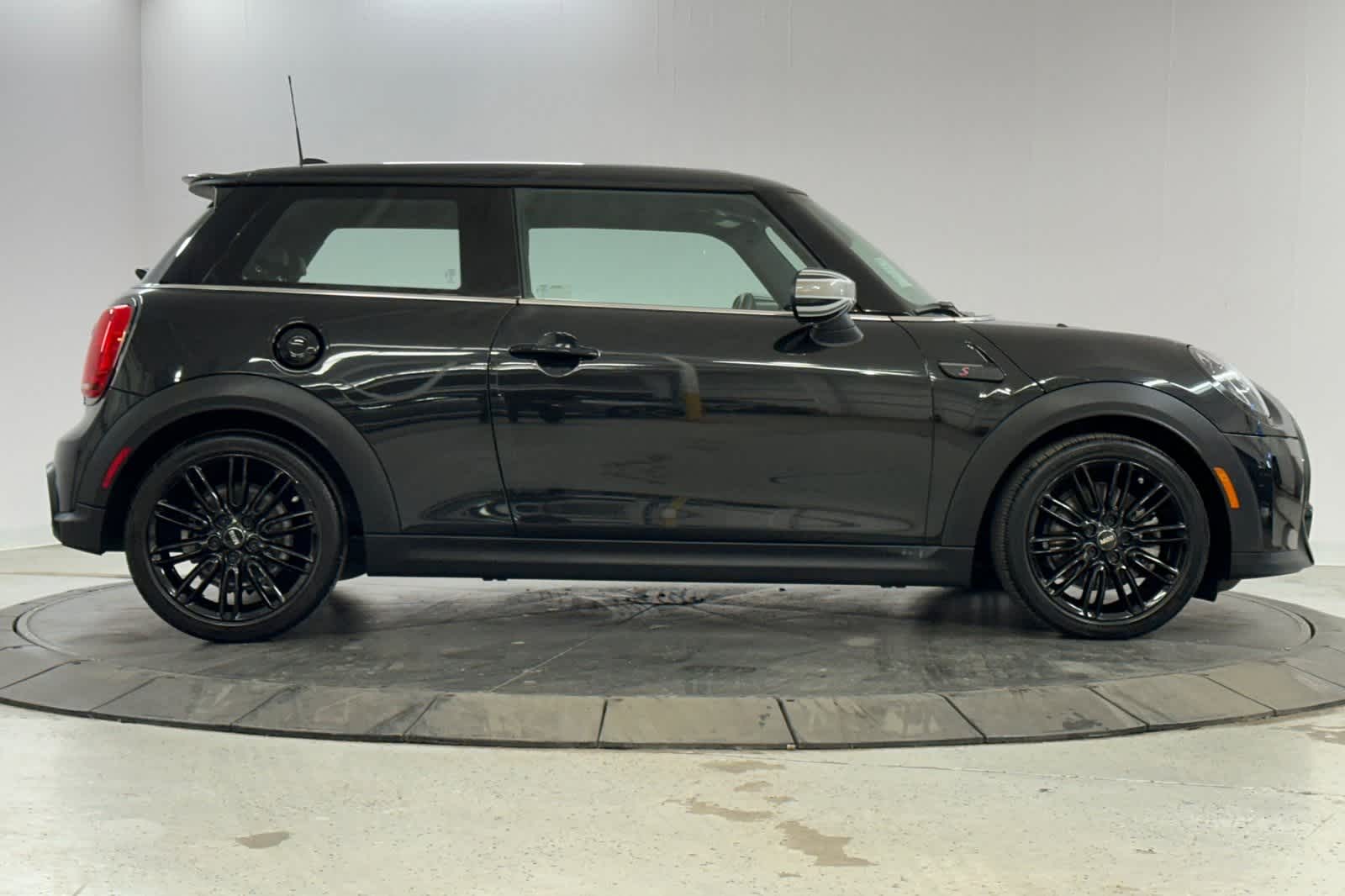 2023 MINI Cooper Hardtop S 8