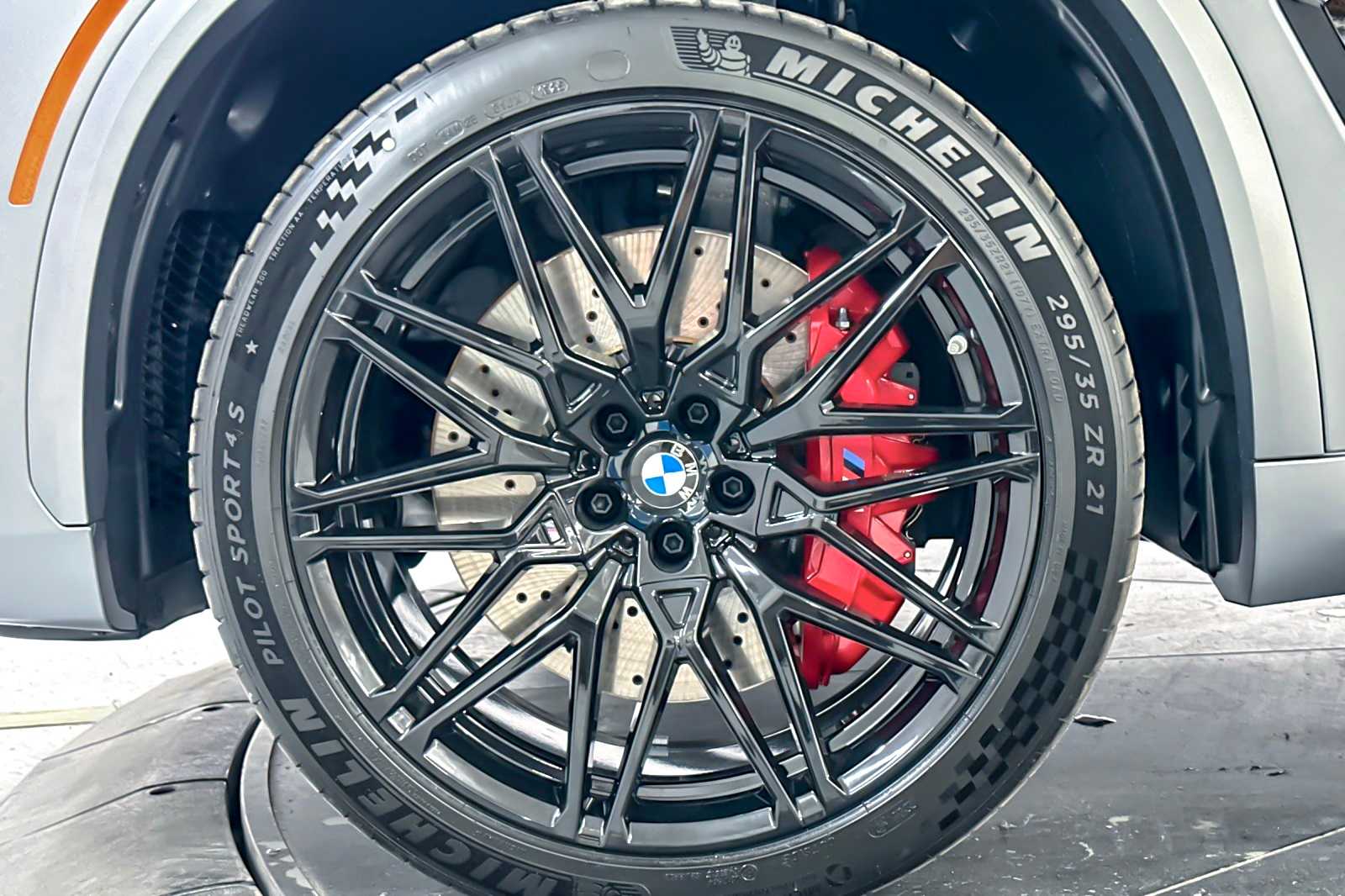 Thumbnail: 2026 BMW X5 - 25