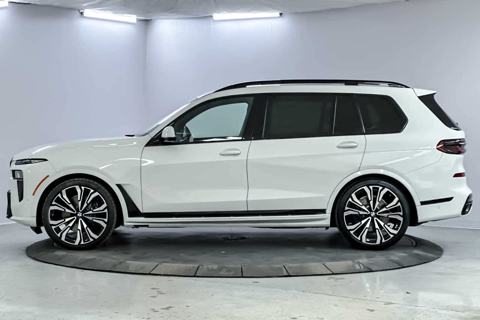 2023 BMW X7 xDrive40i 5